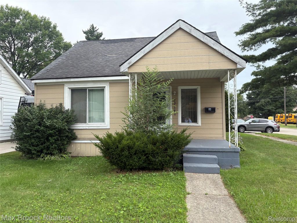27141 Hampden Street, Madison Heights city