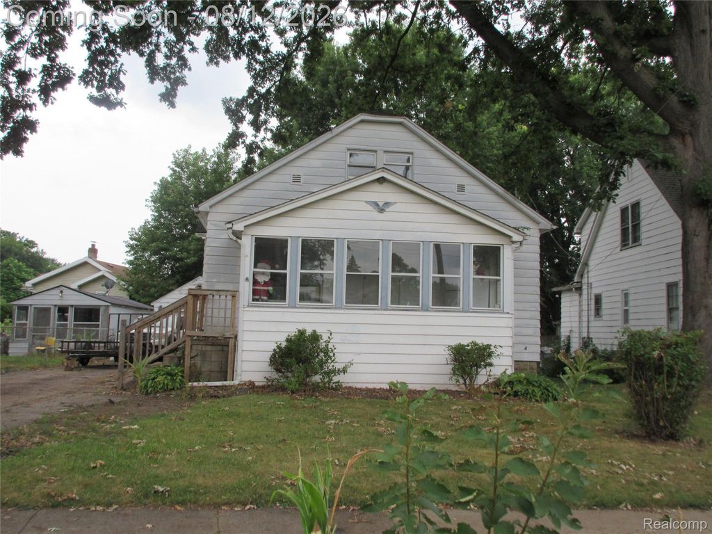4016 Circle Drive, Flint city