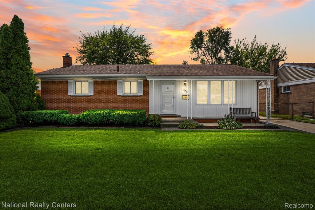 34239 Frances Street, Westland