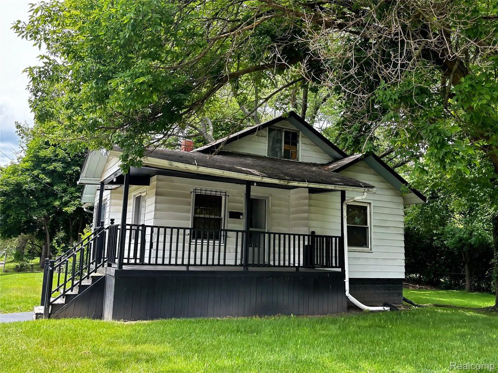 4001 Fleming Road, Flint city