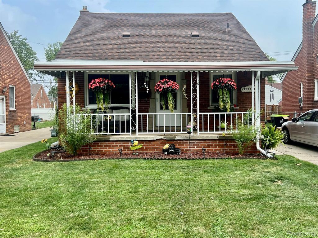 13438 Birrell Street, Southgate city