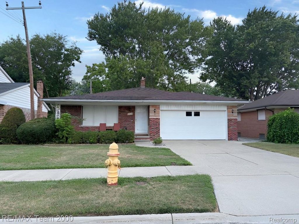 21751 Raven Avenue, Eastpointe city