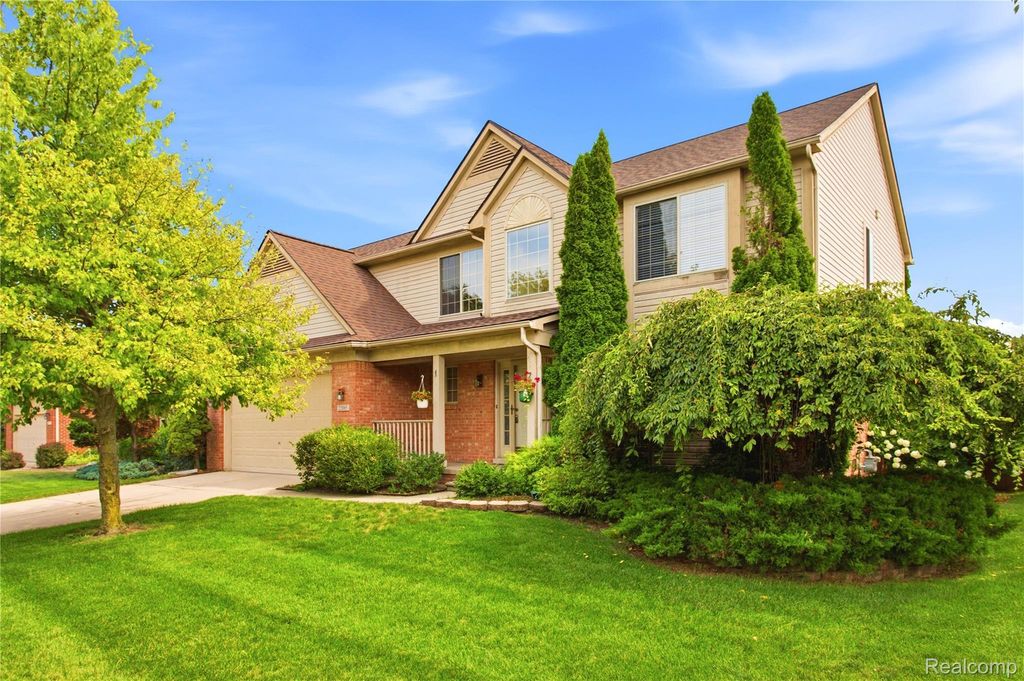 22085 Cherrywood Road, Woodhaven city