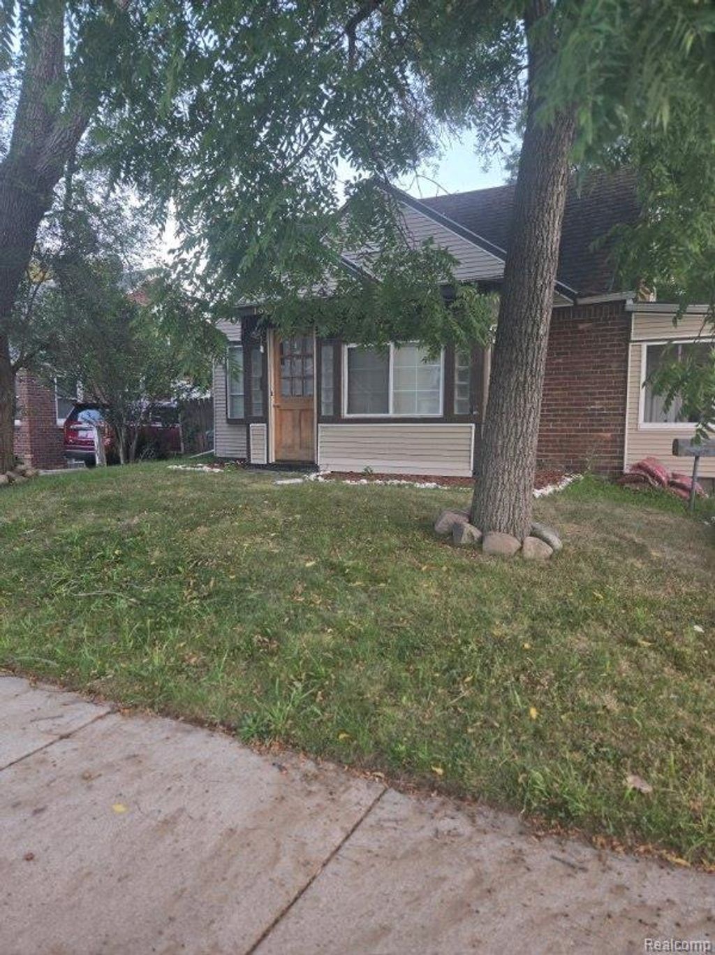 16326 Toepfer Drive, Eastpointe city