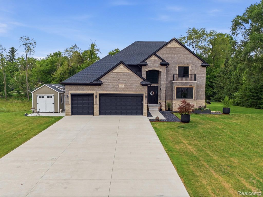 3007 28 Mile Road, Washington township