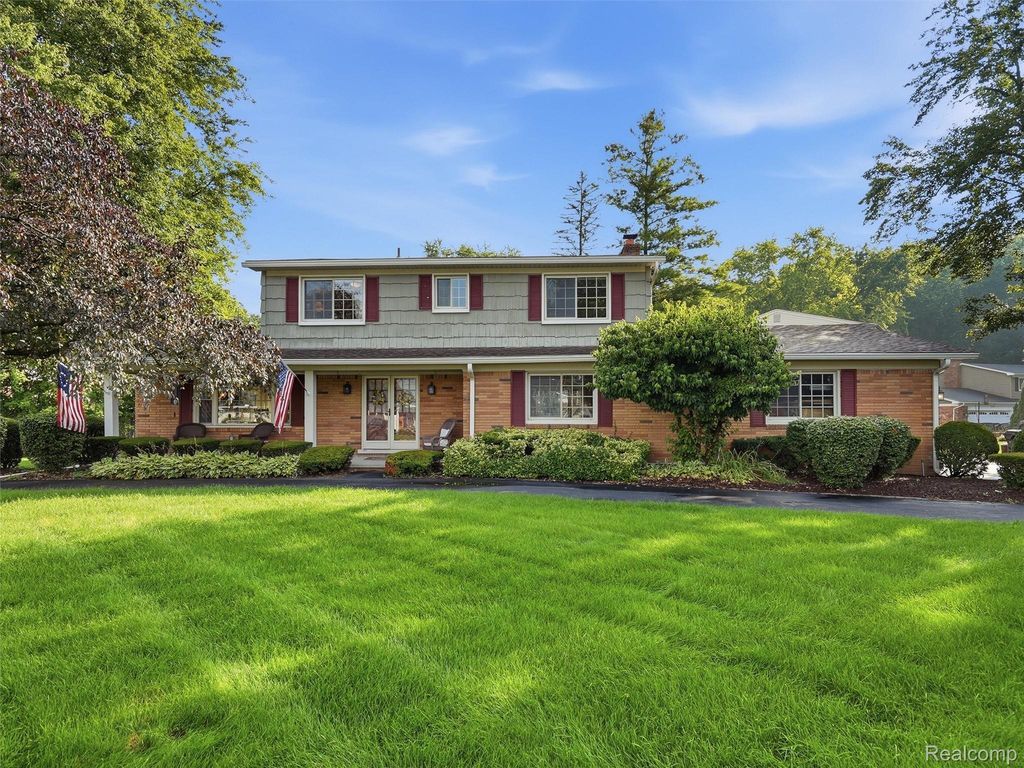 52338 Livingstone Court, Shelby charter township