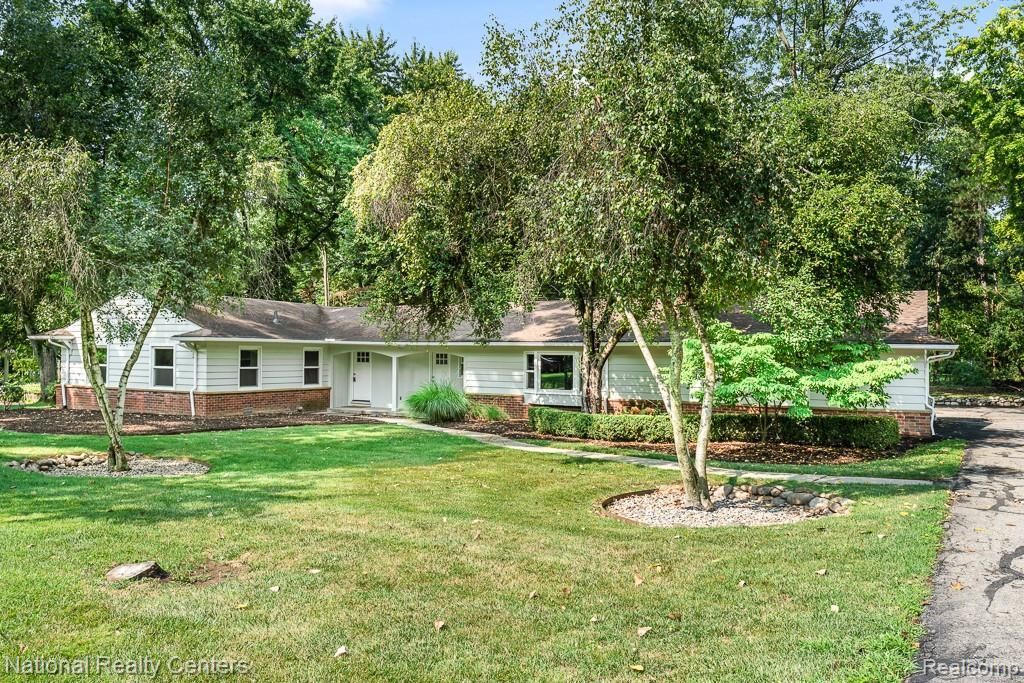 144 W Maryknoll Road, Rochester Hills city