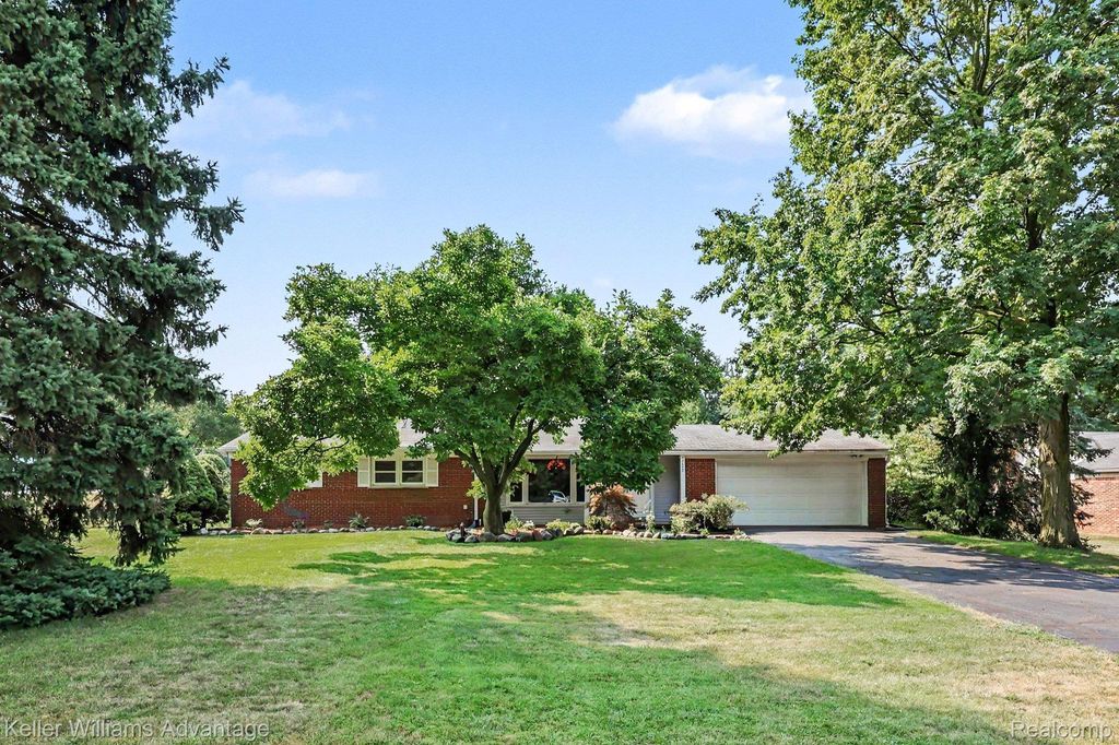 38625 Morningstar Street, Livonia city