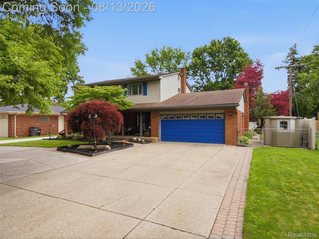 37402 Radde Street, Clinton charter township