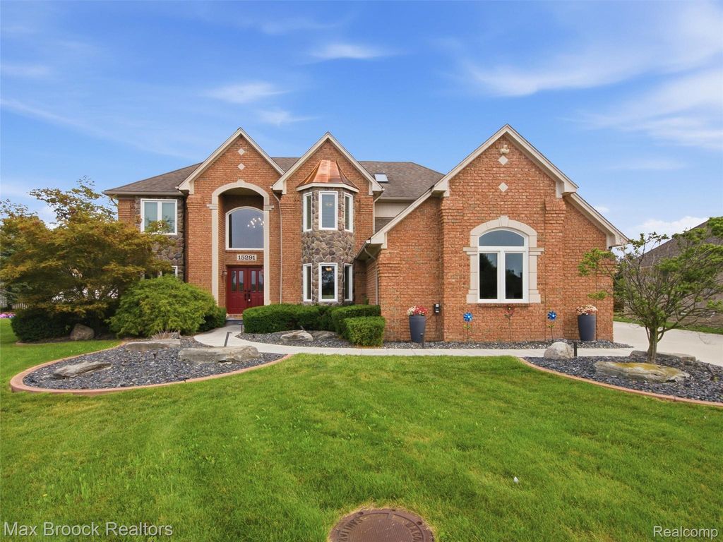 15291 Dorothy Drive, Macomb township
