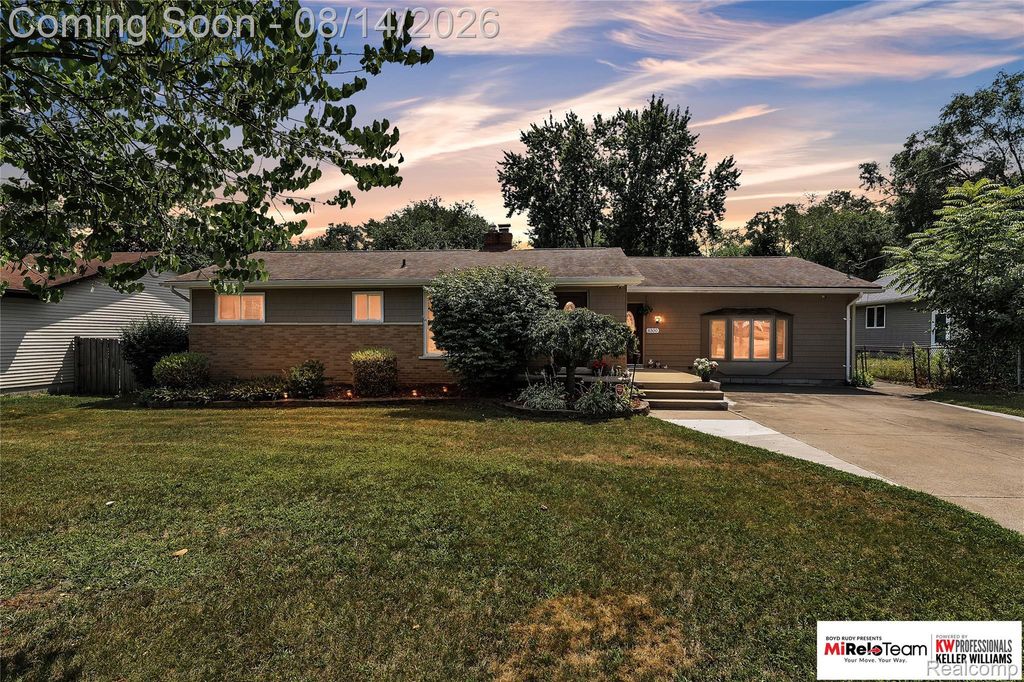 8300 Pacton Drive, Shelby charter township