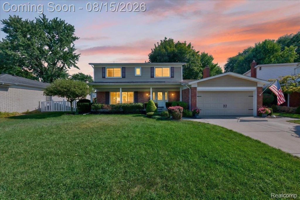 11318 Masonic Boulevard, Warren city