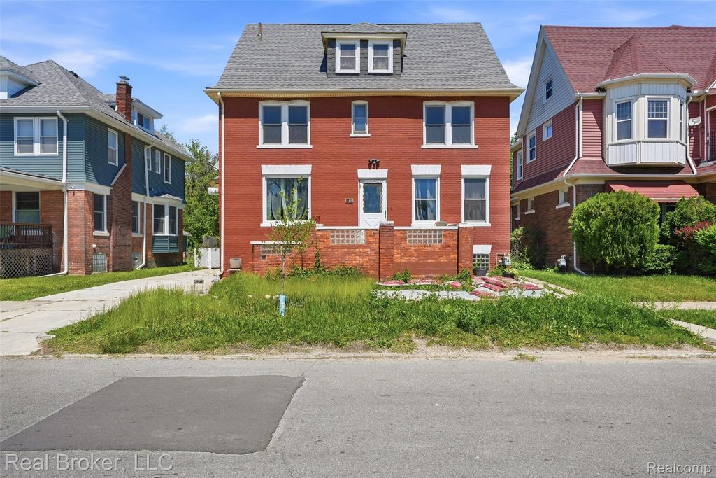137 Trowbridge Street, Detroit city