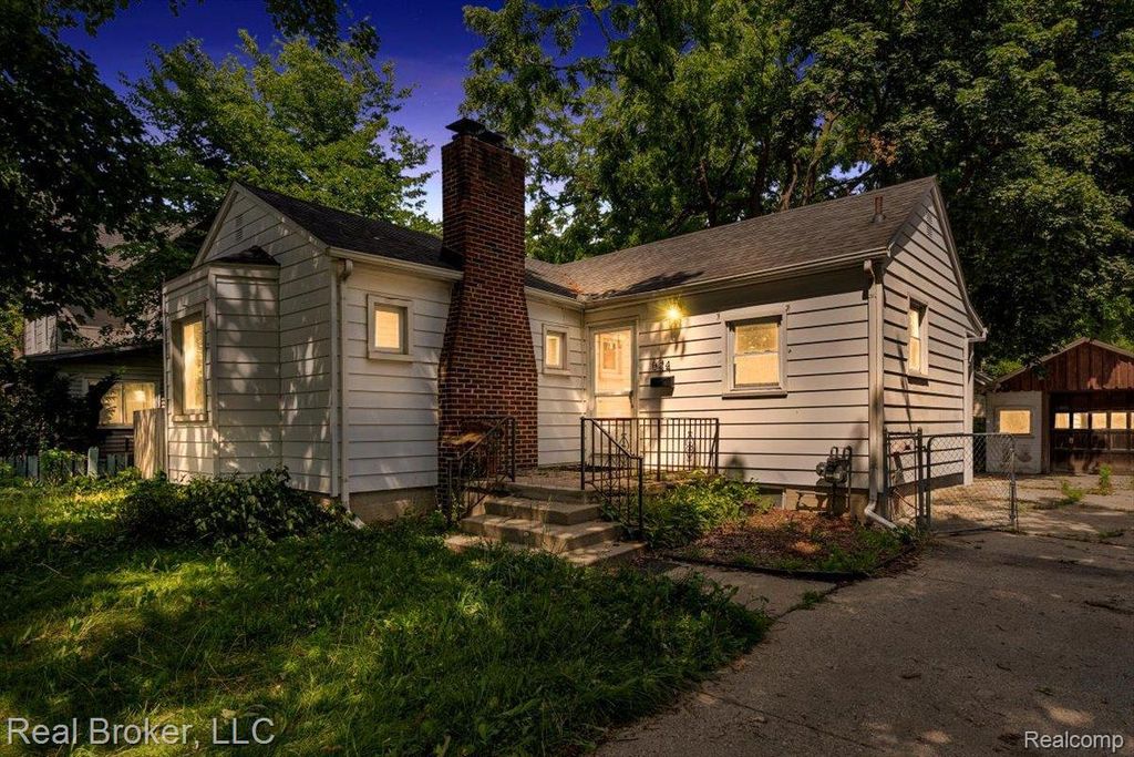 624 N Prospect Road, Ypsilanti city