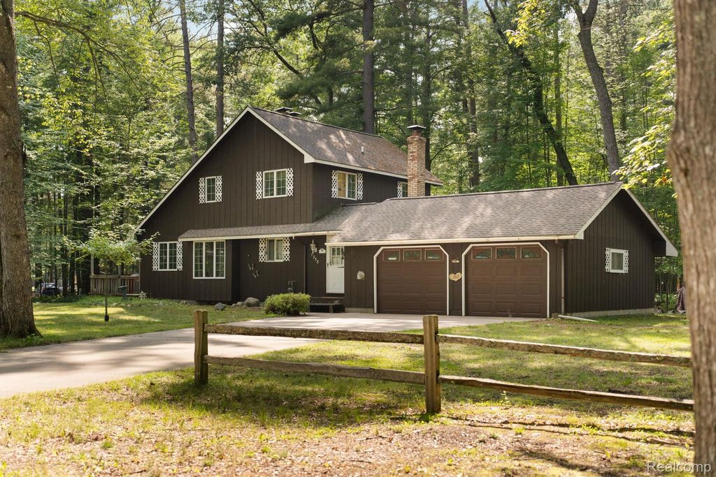 1358 Crawford Avenue, Grayling charter township