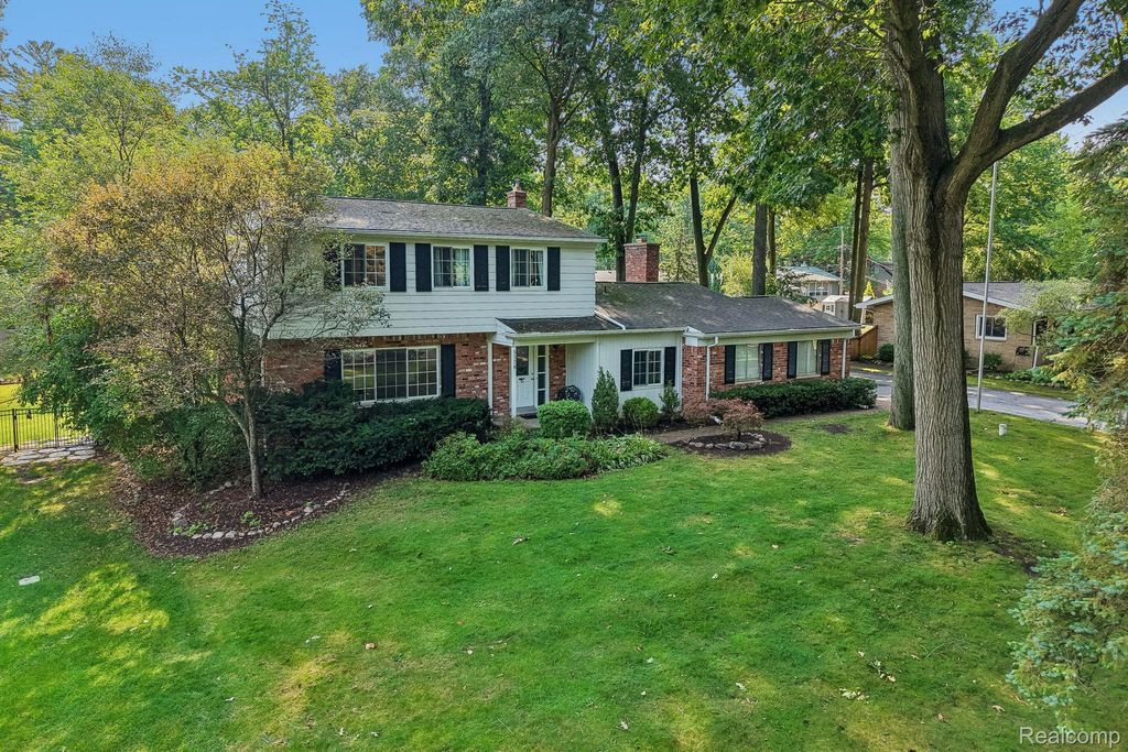 5578 Hummingbird Lane, Independence charter township
