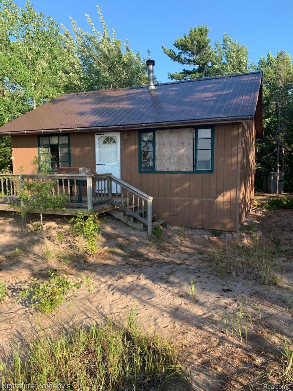 5375 Lakeshore Drive, Houghton township