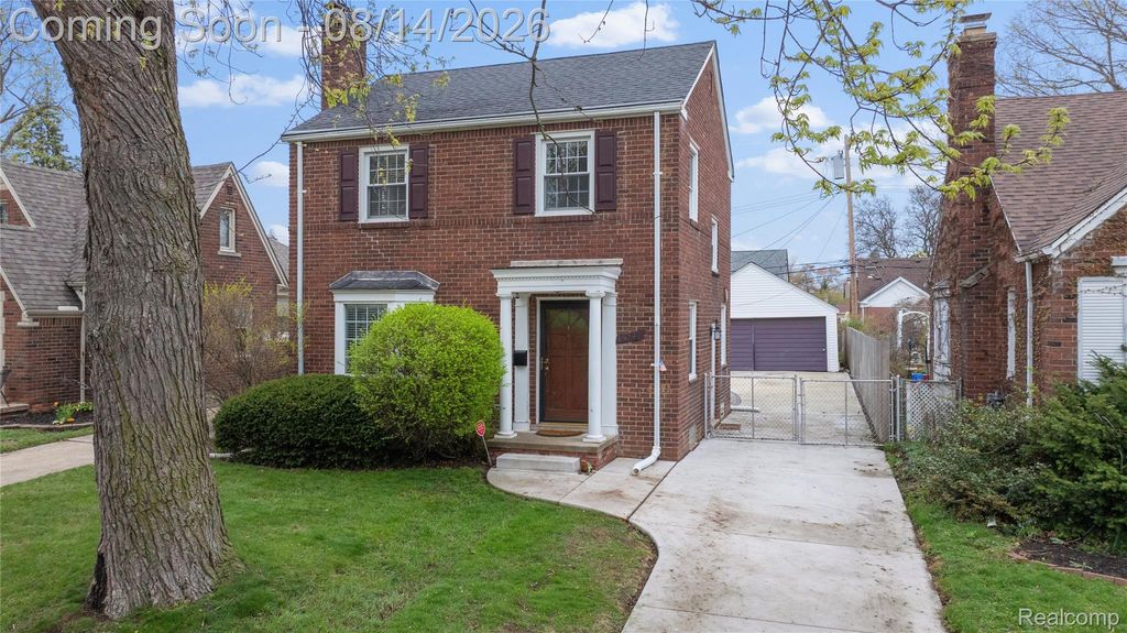 15244 Regina Avenue, Allen Park city