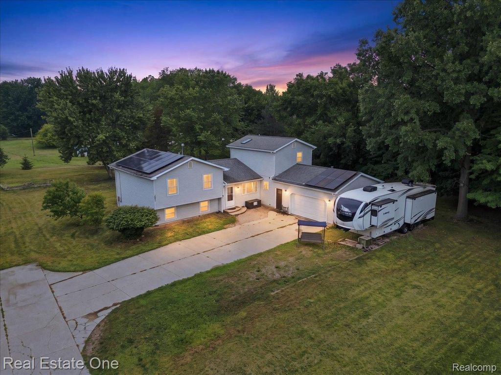 3697 W Lakeshore Drive, Lapeer city