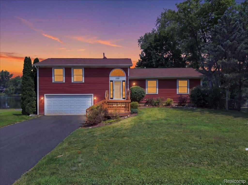 1255 Paul Boulevard, Orion charter township