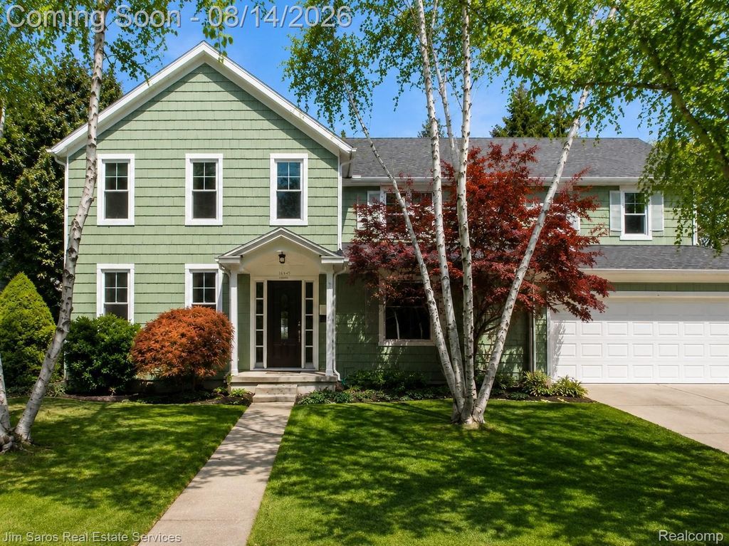 16845 Maumee Avenue, Grosse Pointe city