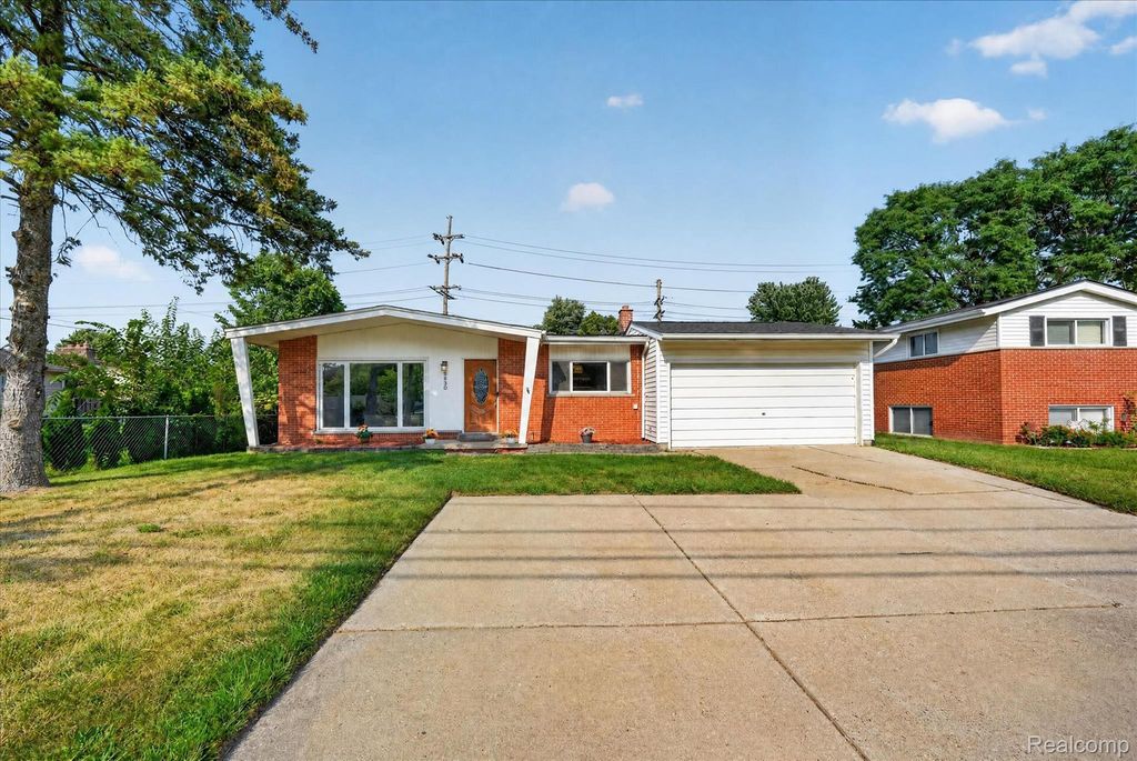 8599 Clinton River Road, Sterling Heights city