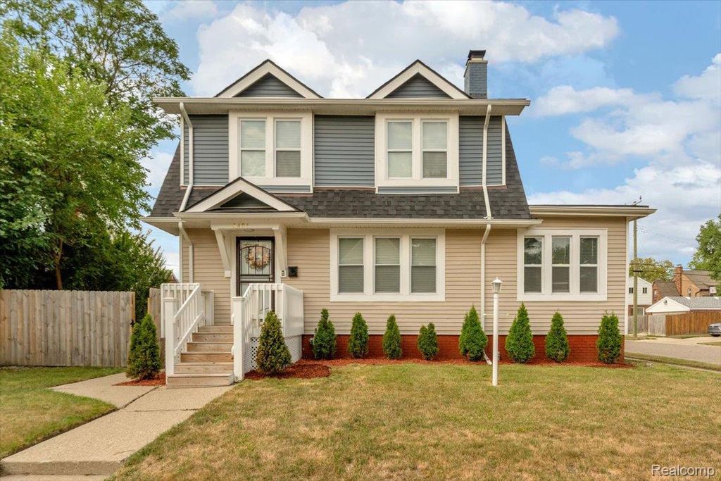 3495 Chatsworth Street, Detroit city