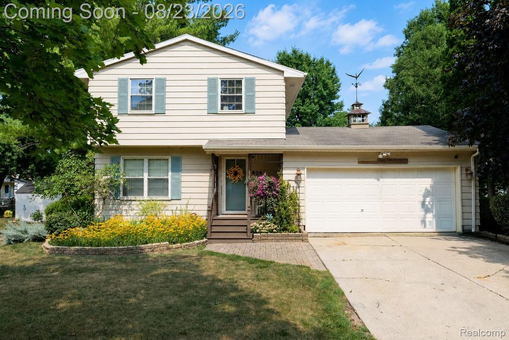605 Autumn Drive, Flushing city