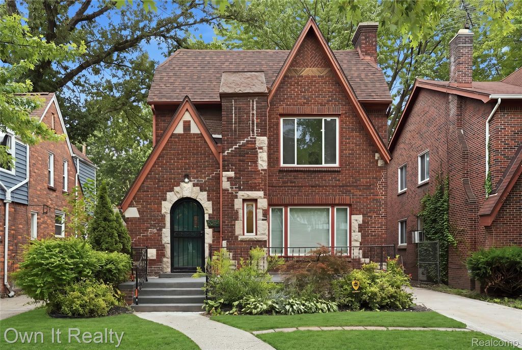 5244 Kensington Avenue, Detroit city