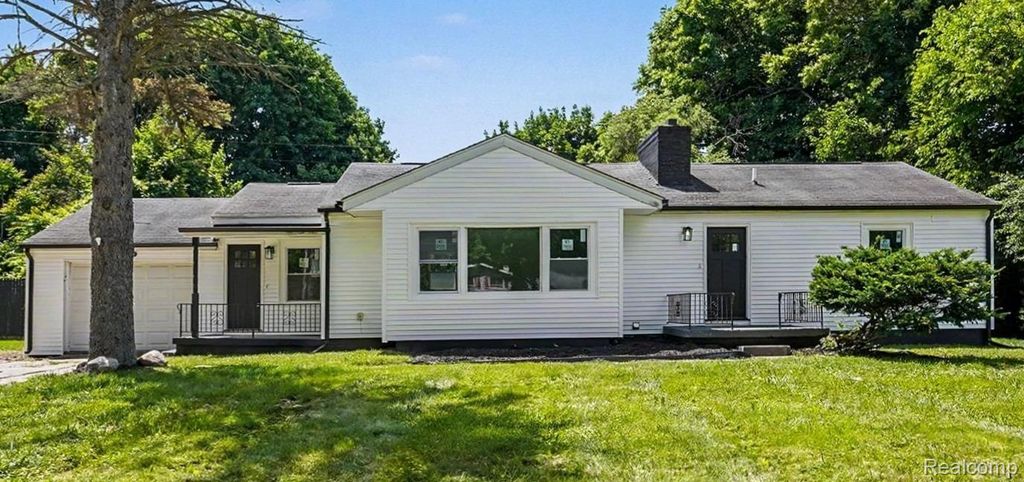 3217 W Cass Avenue, Mt. Morris township