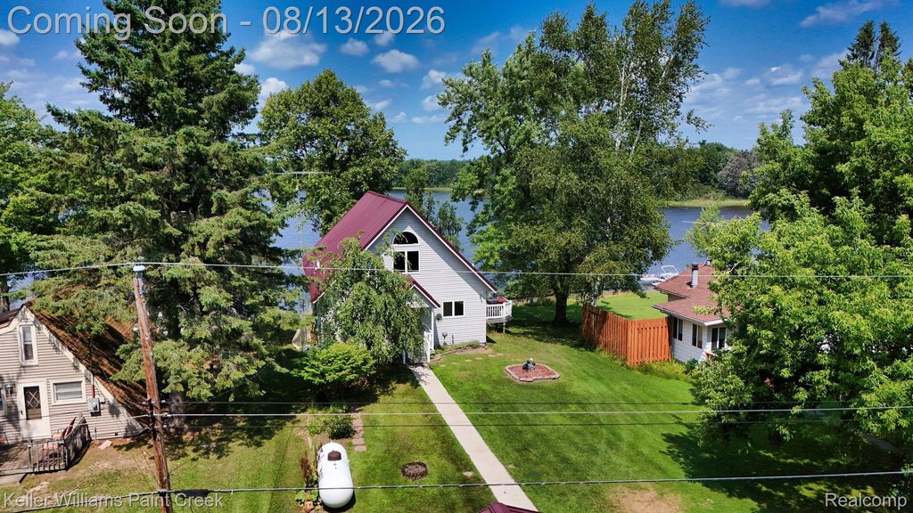 3467 Deerfield Lane, Hill township