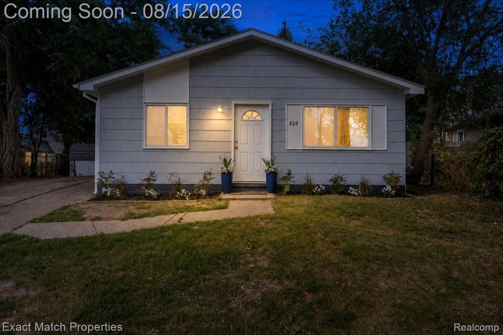 828 Sarasota Avenue, Pontiac city