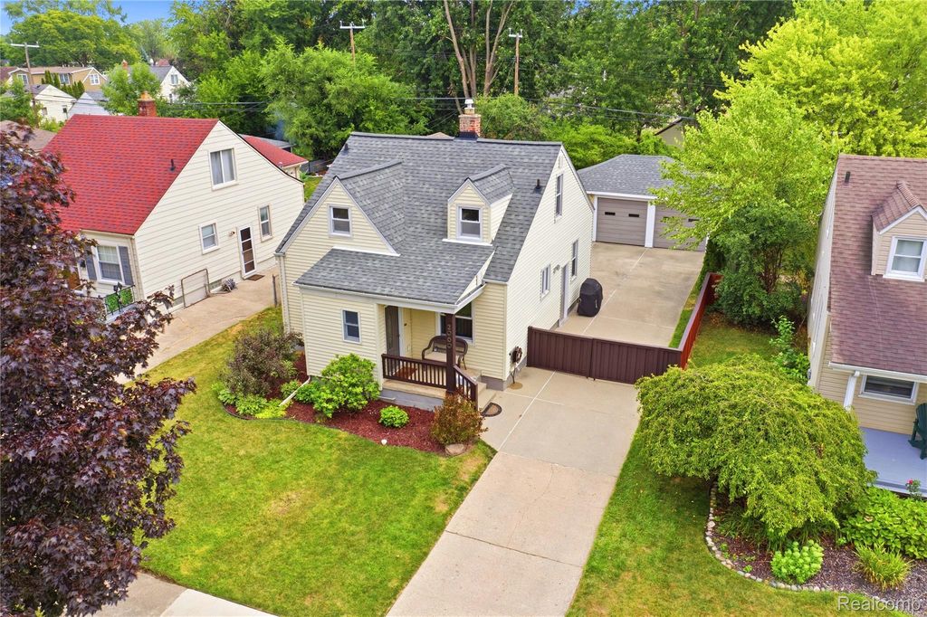 2060 Royal Avenue, Berkley city