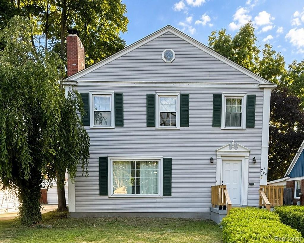 724 Kensington Avenue, Flint city