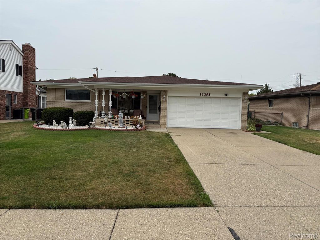 12395 Canterbury Drive, Sterling Heights city