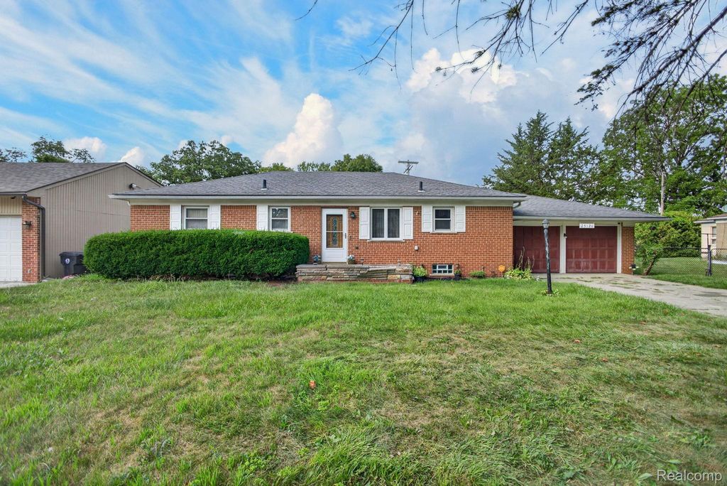 25126 W Chicago, Redford charter township