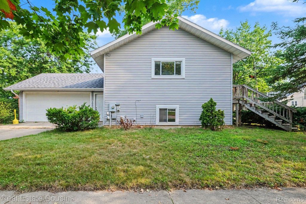 300 Kent Street, Durand city