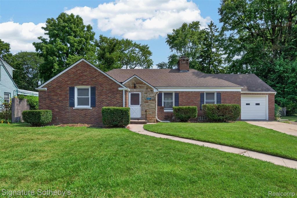 27786 California Drive Ne, Lathrup Village city