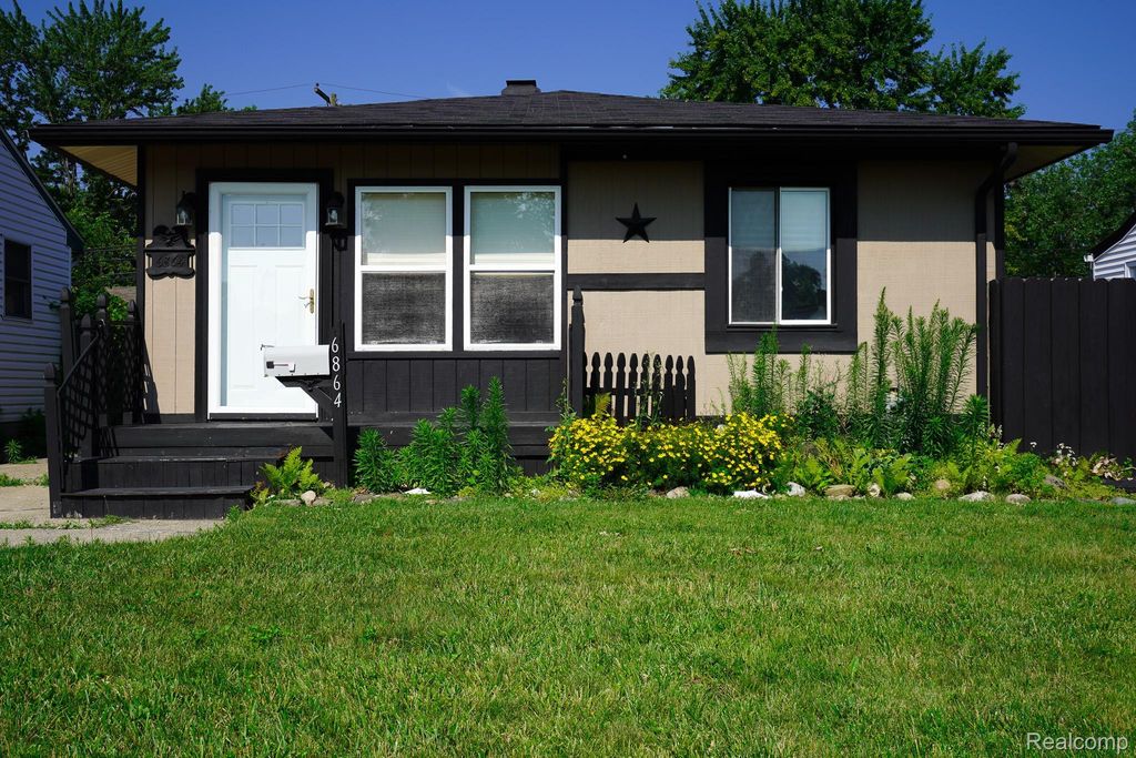 6864 Cornell Street, Taylor city