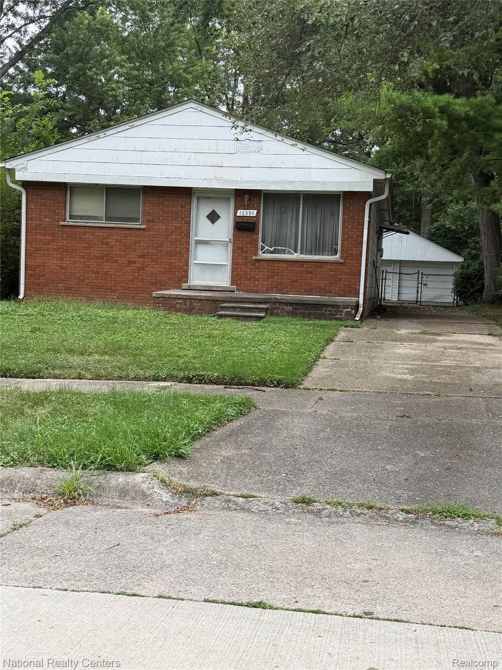 16590 Fenton Street, Detroit city