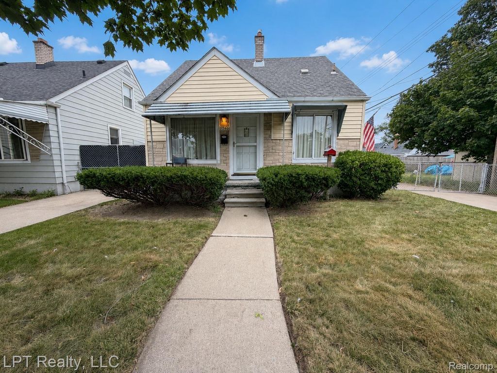 2266 Progress Avenue, Lincoln Park city