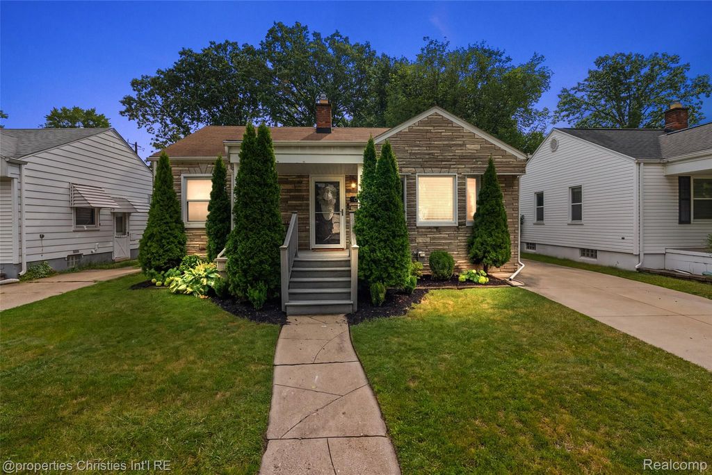 611 S Edgeworth Avenue, Royal Oak city