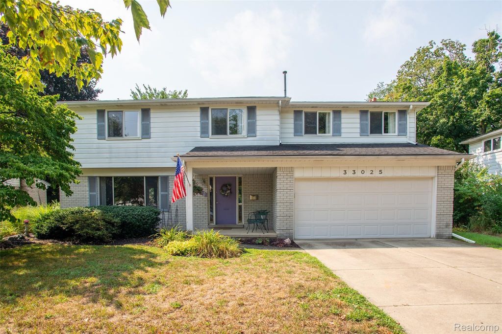 33025 Tall Oaks Street, Farmington city