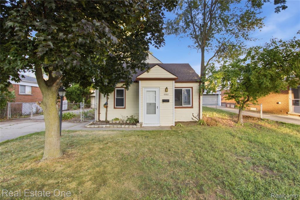 6662 N Gulley Road, Dearborn Heights city
