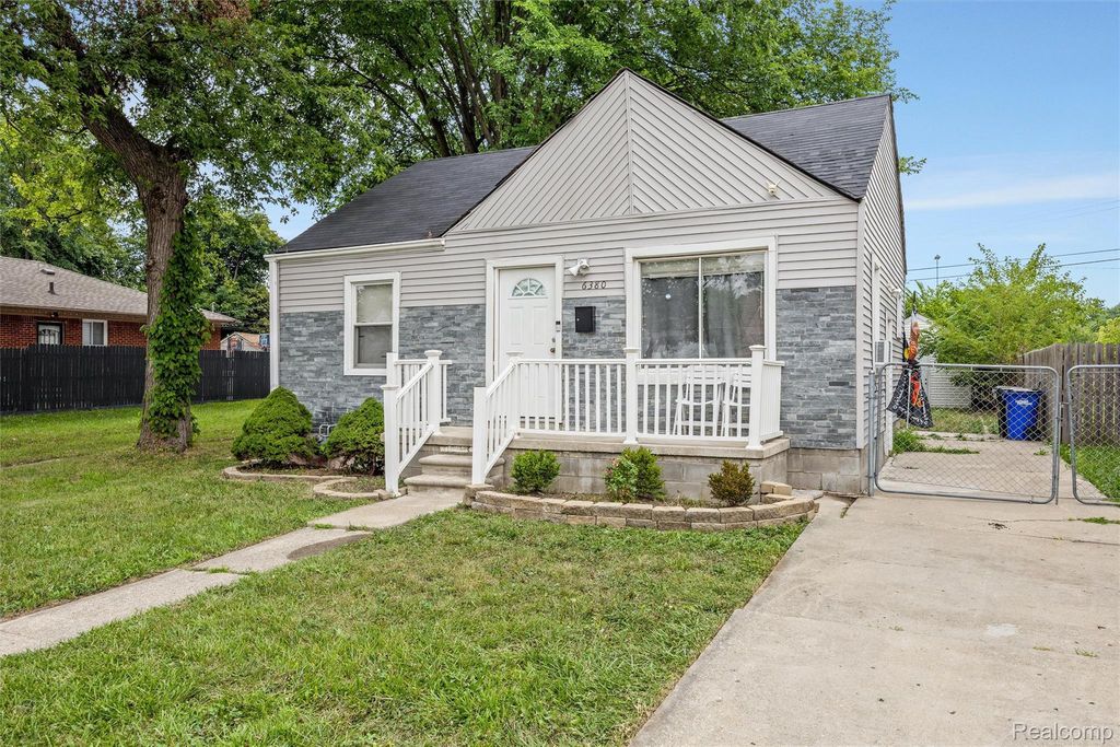 6380 Ashton Avenue, Detroit city