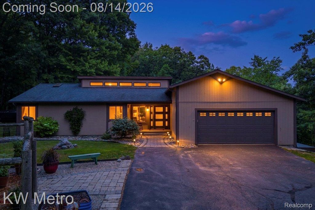 3050 Indian Lake Road, Oxford