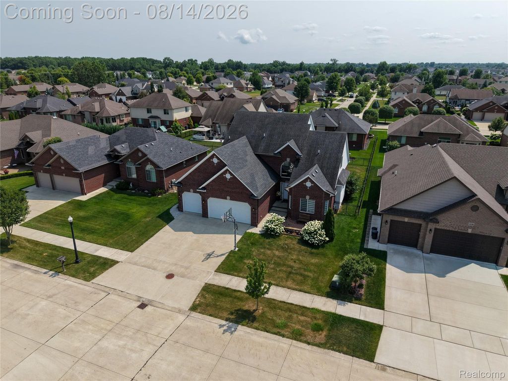 18424 Opal Drive, Macomb township
