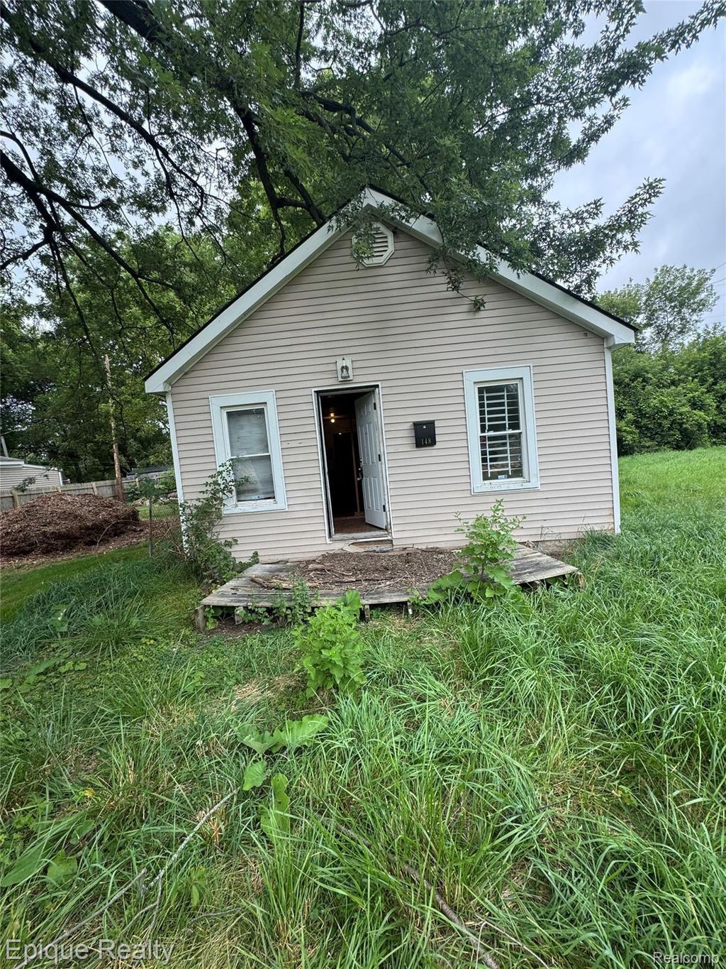 148 N Merrimac Street, Pontiac city