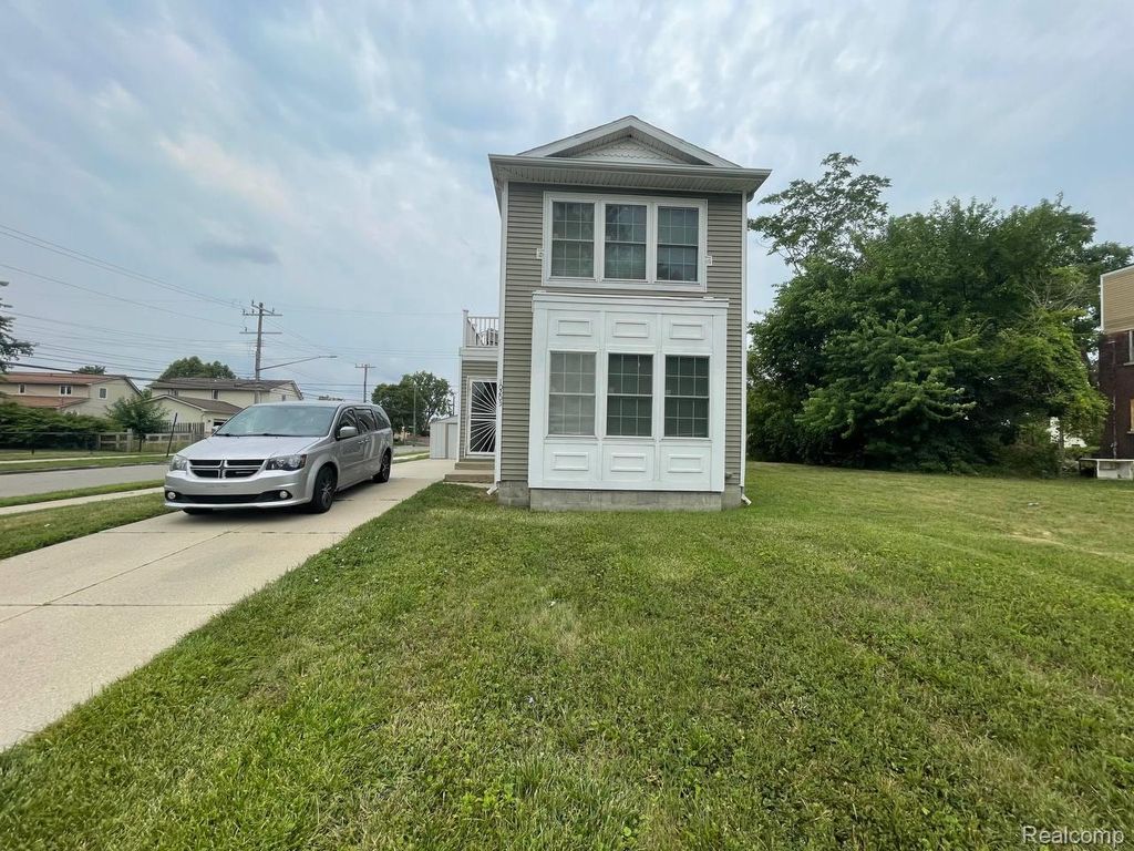 10203 Cardoni Street, Detroit city