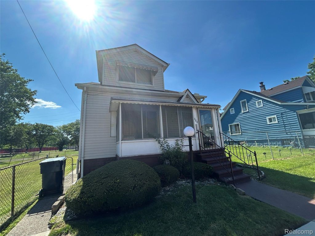 221 Campbell Street, River Rouge city